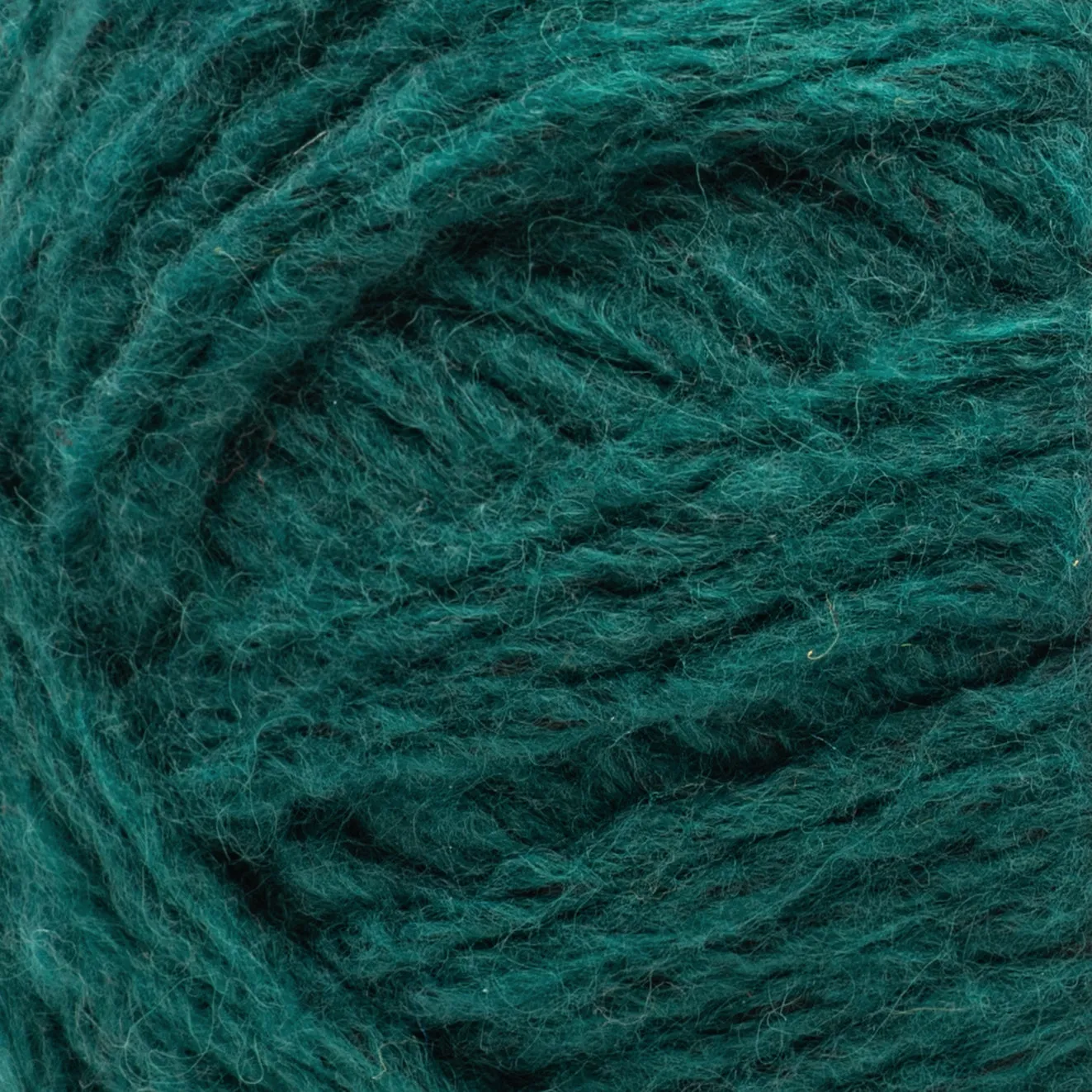 Bernat Fluffee Yarn (280G/9.8oz)