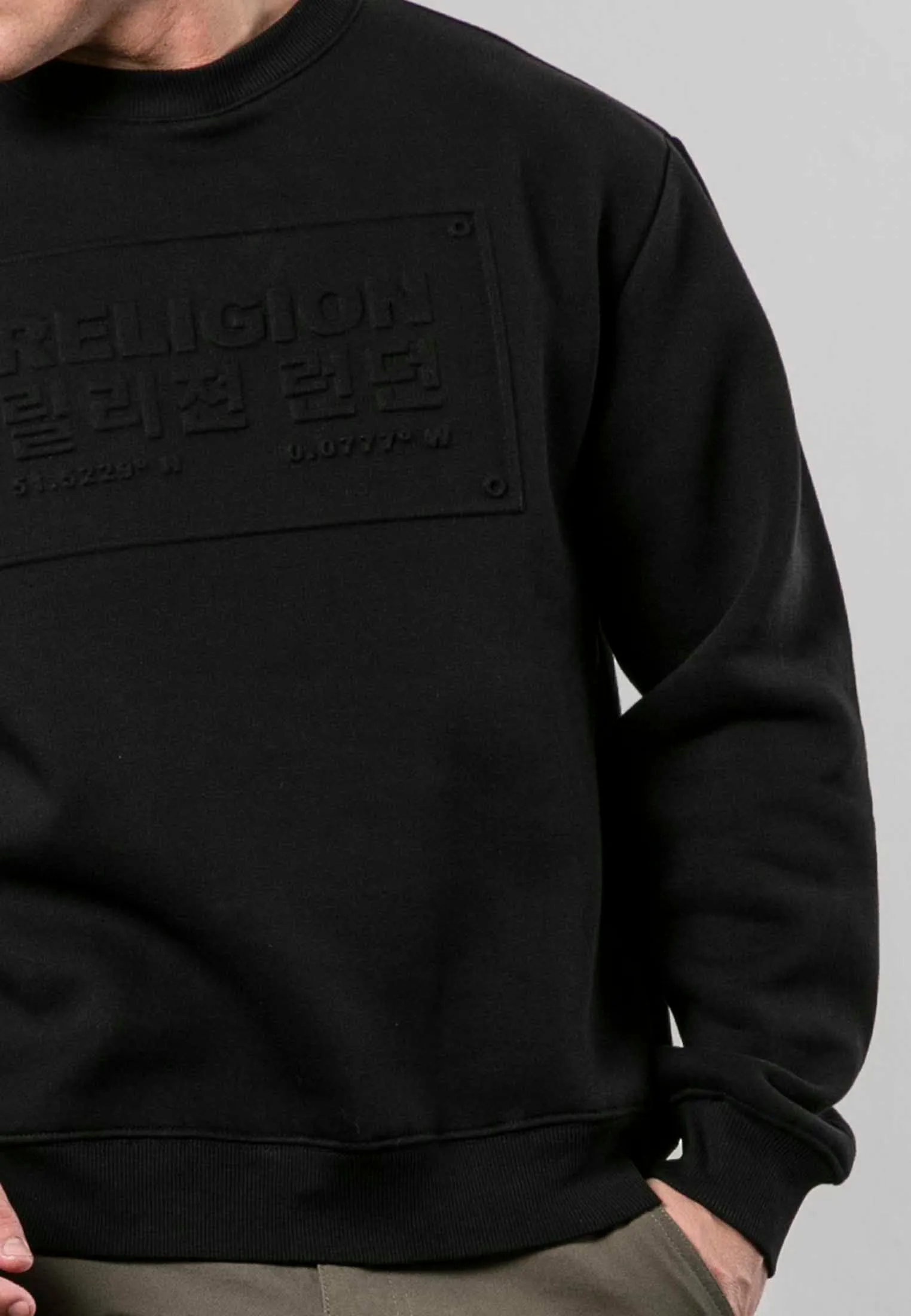 INJECTION SWEAT BLACK