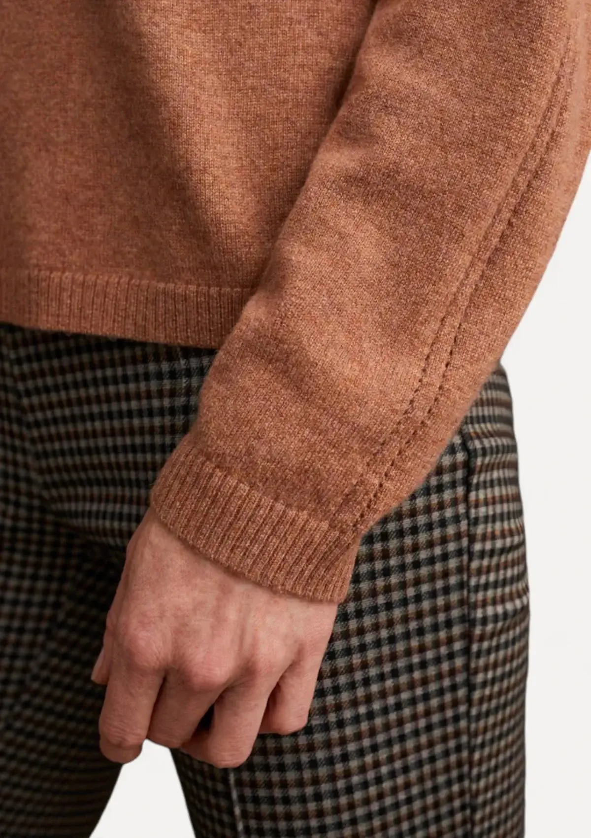 Juniper Cashmere Sweater - Walnut